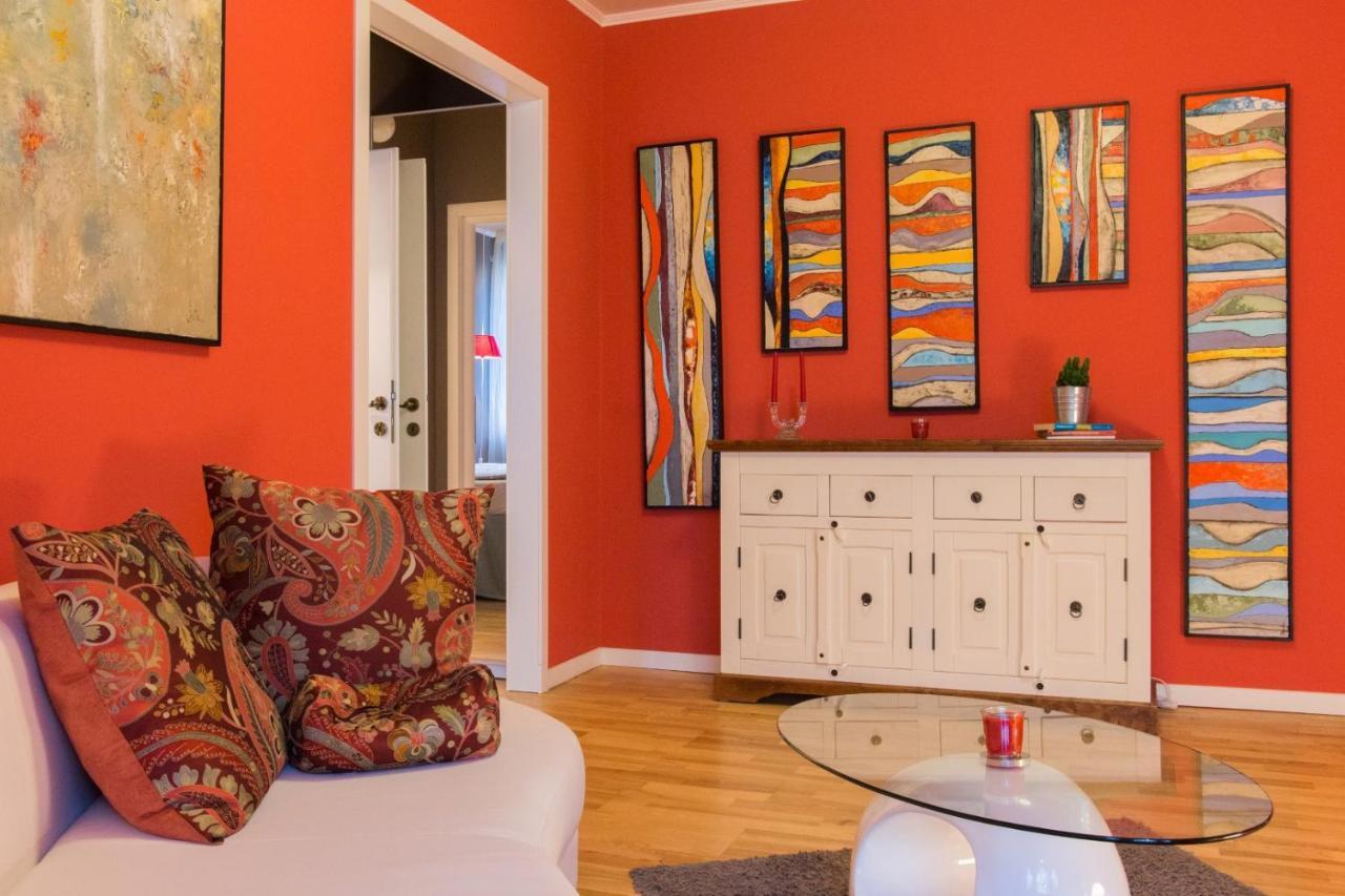 Spacious Downtown Apartment - Old Town Boekarest Buitenkant foto