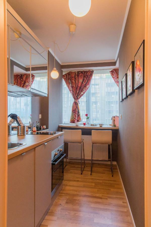 Spacious Downtown Apartment - Old Town Boekarest Buitenkant foto